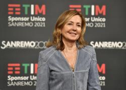 Sanremo 2021, Palombelli super: dal suo percorso all'appello alle donne. "Facciamo rumore. Osiamo"