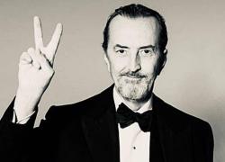 Giovanni Gastel morto, il fotografo 65enne era ricoverato alla Fiera di Milano