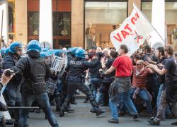 Decreto sicurezza, nuova stretta: scudo penale per forze ordine e fermo preventivo 12 ore per soggetti "pericolosi" prima di proteste