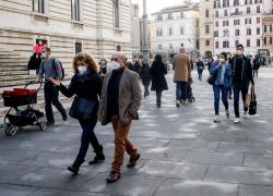 Covid, cabina regia: "Nessuna zona gialla fino al 30 aprile ma riaprono le scuole