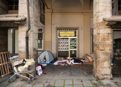 Covid, allarme povertà in Italia: 10,4 milioni di persone a rischio indigenza

