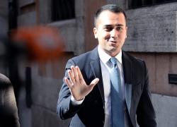 M5s e Rousseau, la storia è finita: settimana prossima arriva nuova piattaforma