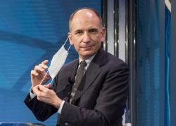 Alleanza Pd-M5s, Letta incontra Crimi per "proseguire percorso comune"