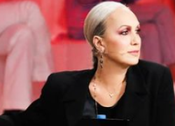 Amici 2021, allieva minacciata di morte: "Alessandra Celentano con le sue critiche..."