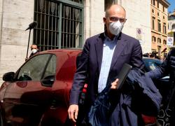 Governo, Letta dice basta alle larghe intese: "Terminano con questo Parlamento"