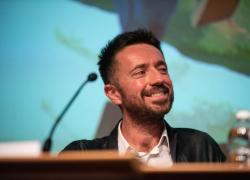 #DIMALEINBINI. Andrea Scanzi è la boria fatta persona (oltre ad essere truccatissimo)