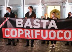 Coprifuoco fino alle 22, Molteni: "Non limita la pandemia ma limita la libertà"