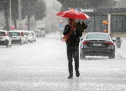 Meteo Pasqua 2024, tra sole e acquazzoni paese spaccato in due: cosa devono attendersi gli italiani per le festività