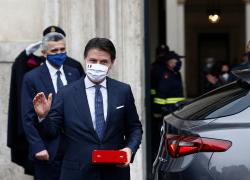 Sindaco di Roma, Conte: "Sostengo Virginia Raggi, con lei nuovo volto alla città"