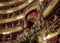 Prima della Scala, per il Don Carlo di Verdi 13 min di applausi, ma  fischi e buu per il regista Pascal