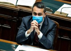 Coprifuoco, Di Maio perde consensi e si sveglia: "Bisogna toglierlo subito"