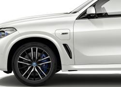 Pirelli produce il primo pneumatico al mondo certificato FSC