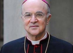 Covid, Viganò:  "Modello dittatura cinese è già in fase di attuazione ovunque"