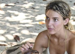 Isola dei Famosi 2021, Miryea sta male nella notte e i naufraghi la deridono