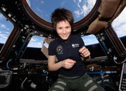Samantha Cristoforetti capo della Stazione Spaziale Internazionale. Porro: "Più importante il suo genere delle sue capacità"