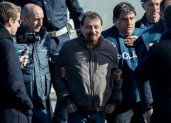 Cesare Battisti non vuole stare in carcere: "Pronto sciopero della fame"