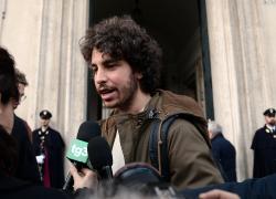 Cannabis, Santori contro Salvini: "Fa il leone ma in realtà è uno struzzo"