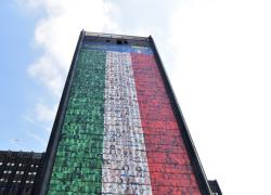Poste Italiane: un tricolore di 60 metri con le foto di migliaia di dipendenti per tifare gli Azzurri