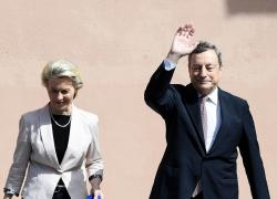 Recovery plan, arriva ok dalla Ue a Pnrr. Draghi festeggia: "Orgoglio per Italia"
