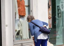 Cashback, sospensione agita M5s e Pd: "Obbligava negozianti furbetti al Pos"  