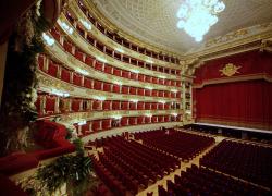 Scala, Sala al direttore Gergiev: "O dice qualcosa contro Putin oppure finisce la collaborazione"