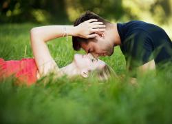 "Il significato del mio amarti", una riflessione sul dono in forma di lettera: donare non significa molto possedere ma molto essere