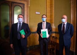 Enel Green Power e Gambero Rosso: presentata la guida "All'aria aperta"