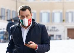 Sparatoria Voghera, Salvini difende l'assessore: "Ecco perché girava con la pistola"
