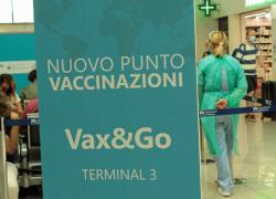 Vaccino vacanze, a Fiumicino arriva "Vax and go" per ricevere la dose prima di partire