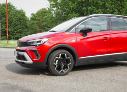 Opel Crossland, il SUV flessibile per la guida quotidiana