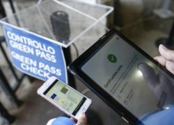 Green pass, all'estero i tribunali lo bocciano: quando si sveglieranno anche in Italia?