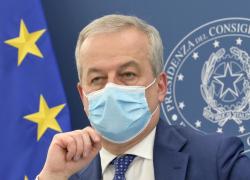 Vaccino Covid, Locatelli aumenta il tiro e dà data per somministrazione a bambini