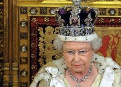 Regina Elisabetta morta "per un turbo cancro al midollo osseo, era quasi cieca e senza forze", la conferma nella biografia di Kate Middleton
