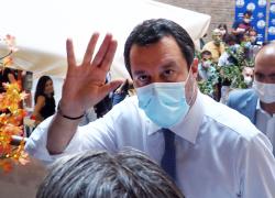 Cameriera Cirinnà, Salvini deride la senatrice dem: "Senza servitù... poverina"