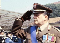 Dalla Chiesa, 39 anni fa l'omicidio. Mattarella: "Grande esempio nella lotta alla mafia"