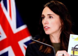 Nuova Zelanda, accoltella 6 persone al supermercato: "Terrorista ispirato all'Isis"