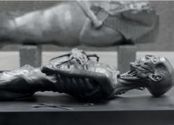 Damien Hirst a Londra con la mostra 'Reliquie e dipinti volanti'  si conferma un grande dell'arte contemporanea