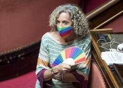 Cirinnà insulta militanti di Italia viva con profilo Facebook falso
