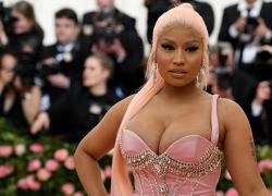 Vaccino Covid, effetti collaterali. La denuncia della star Nicki Minaj: "Causa impotenza"