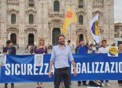 Flash Mob su referendum "sicurezza è legalizzazione" a Milano