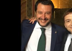 Lega, Luca Morisi indagato per cessione di droga a dei ragazzini: "Chiedo scusa per la mia debolezza"
