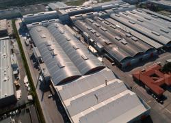 Snam e Iris Ceramica, insieme  per sviluppare la prima industria ceramica al mondo ad idrogeno verde

