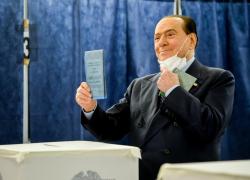 Elezioni Comunali, Berlusconi irrompe sulla scena e rilancia "nuovo Pdl con Fdi"