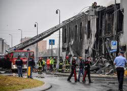 Aereo caduto, dinamica incidente e ultimo contatto radio: "Perché avete deviato?"
