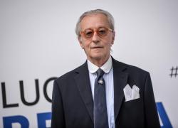 Elezioni Milano, Feltri viene eletto consigliere ma attacca la Lega: "Godo per flop"