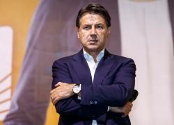 Governo, Conte contro Salvini: "M5s pensa a priorità del Paese, una Lega ondivaga non aiuta"