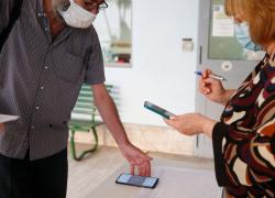 Lancet smonta il Green pass: "È inutile". Ma è una bufala o verità?