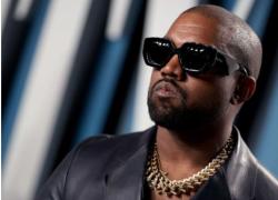 Kanye West torna su Twitter, ora vuole diventare presidente, esordisce con: "Shalom"