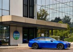 Snam, Toyota e CaetanoBus insieme per accelerare lo sviluppo della mobilità a idrogeno