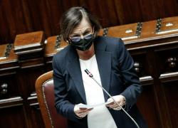 No Green pass, Lamorgese chiarisce: "Direttiva non comprime diritto manifestazioni"
